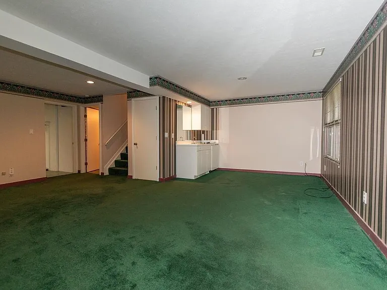 5055 Bristol Ct — Photo 7