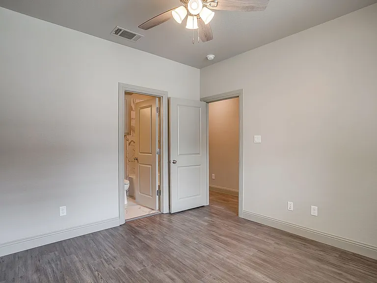 2829 Forest Park Blvd #FP-2028 — Photo 6