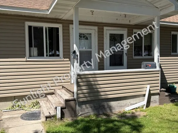 903 E 4th St, Laurel, MT 59044