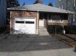 89 Pearl St, Everett, MA 02149