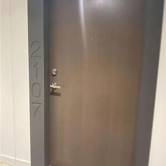 20 Richardson St N #2107 — Photo 2