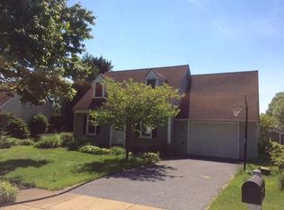 2260 Nicholson Square Dr, Lancaster, PA