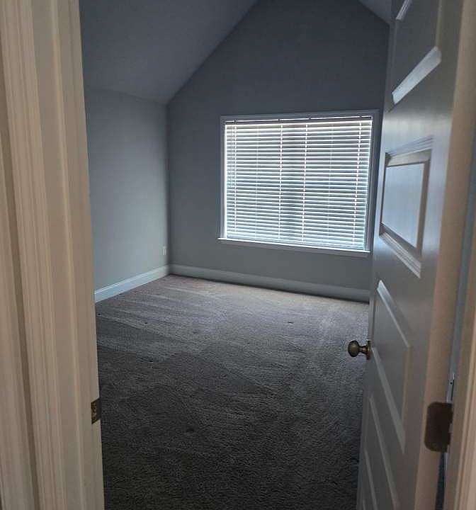 2nd image of 609 Chamblin Rd