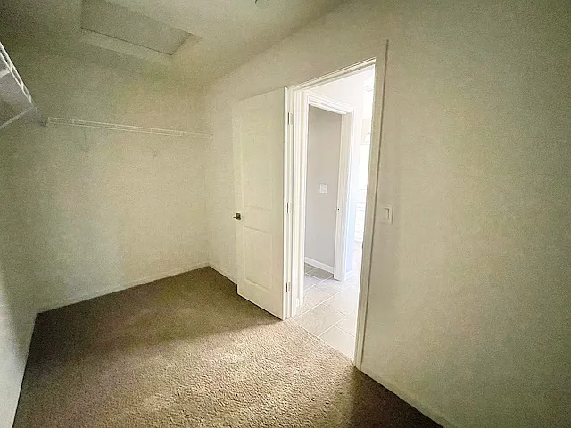 2003 N Perry Ln — Photo 30