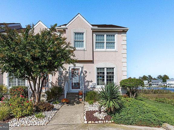 2nd image of 13487 Bella Vista Ln #22A3