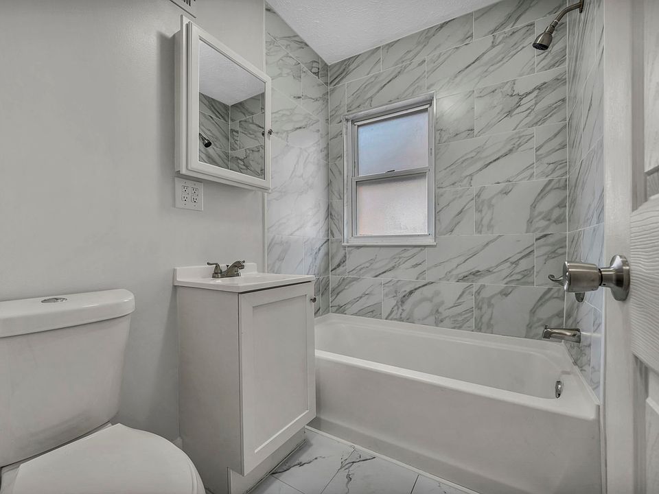 3239 Sycamore Rd, Cleveland Heights_43_08012025