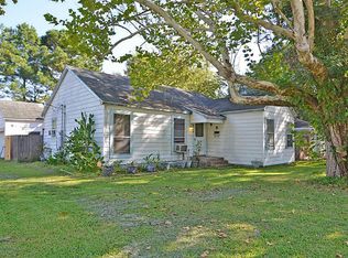 614 Herring St, Alvin, TX 77511