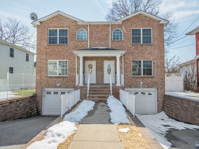 366 Grove St, East Rutherford, NJ, 07073
