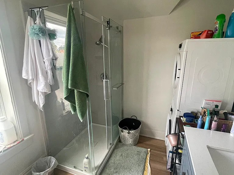 56 Louisa St #1 — Photo 7