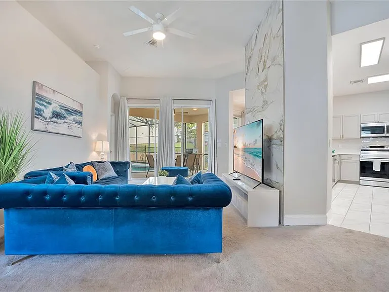 544 Pineloch Dr — Photo 4