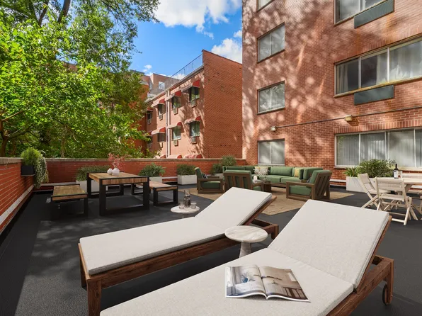 102-10 Queens Boulevard image 8 of 13