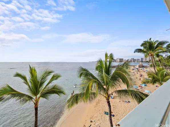 2877 Kalakaua Ave APT 202, Honolulu, HI 96815