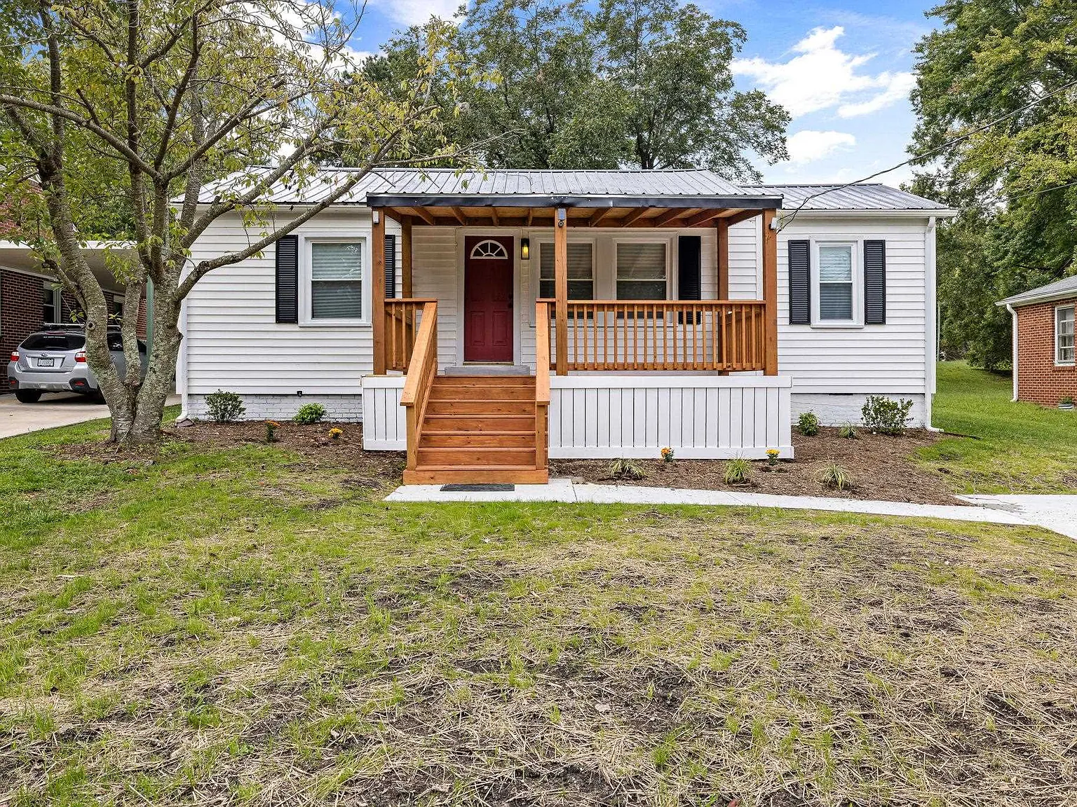 3 bed, 2.0 bath, 1150 sqft, $1,950 — Photo 3