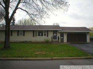 691 114th Ln NE, Blaine, MN 55434