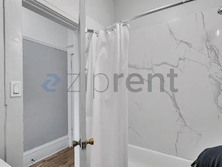 680 14th St #204 — Photo 17