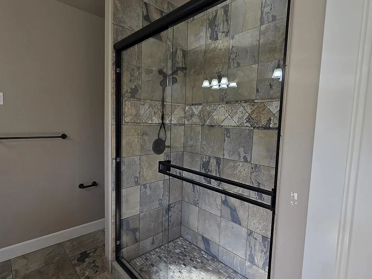 2914 Karlee Dr — Photo 15