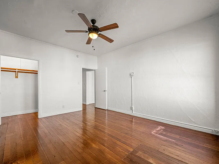 1516 N Hobart Blvd — Photo 33