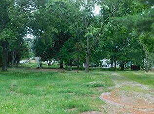 67 Ellis St, Seekonk, MA 02771