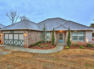 2717 Pacifica Ln, Edmond, OK 73034