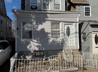 7119 Grays Ave, Philadelphia, PA 19142
