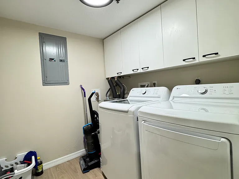 4110 Ironwood Cir #104 — Photo 30