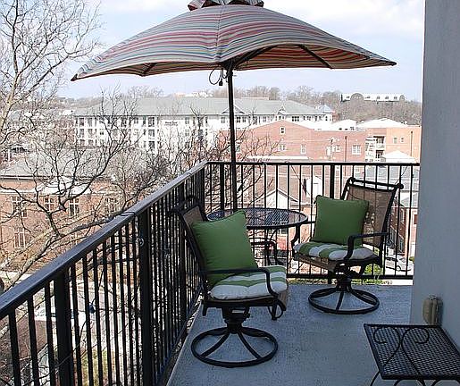 Terrace can seat 4 people for breakfast or lunch.