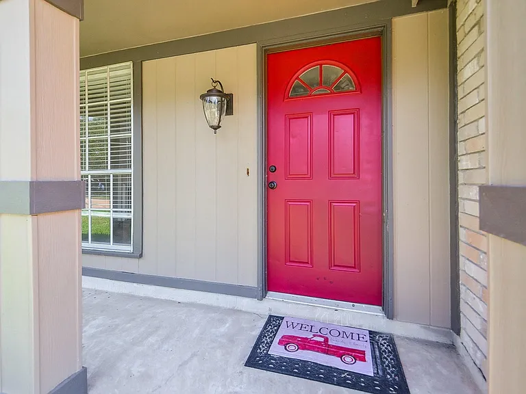 22630 Powell House Ln — Photo 2