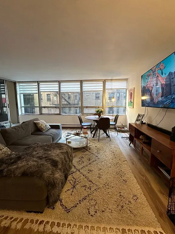 1 bed, 1050 sqft, $2,650 — Photo 3