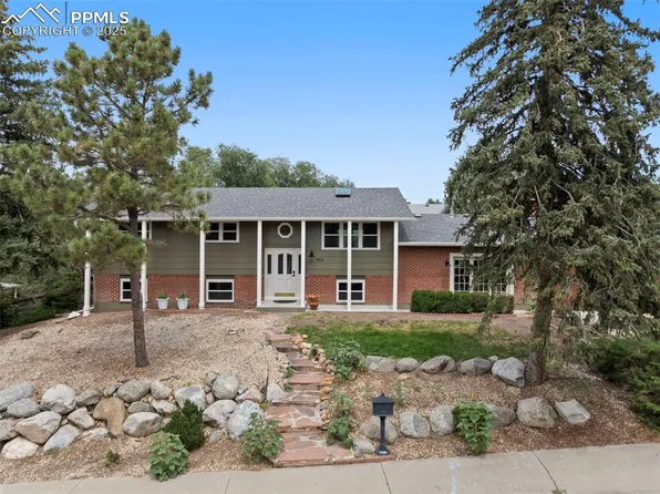 814 Cardinal St, Colorado Springs, CO 80911