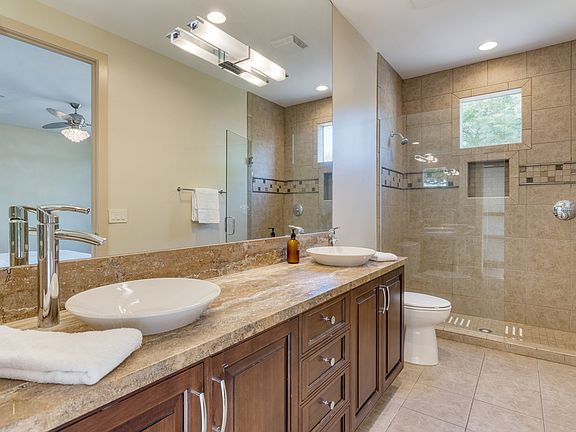 5th image of 10775 E Sunnyside Dr