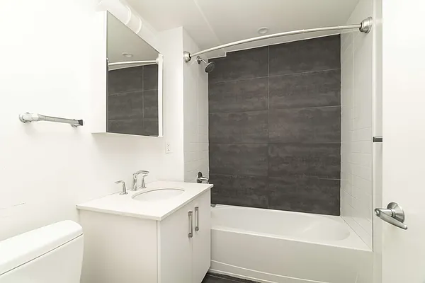 Rented by Astoria Realty | media 19