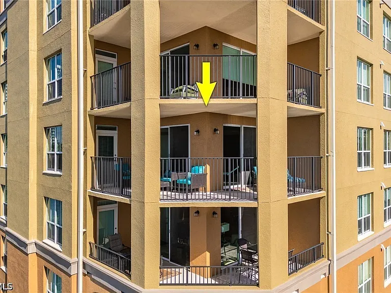 2825 Palm Beach Blvd #401 — Photo 6