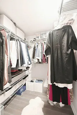 Sold by Momentum Real Estate LLC | media 8