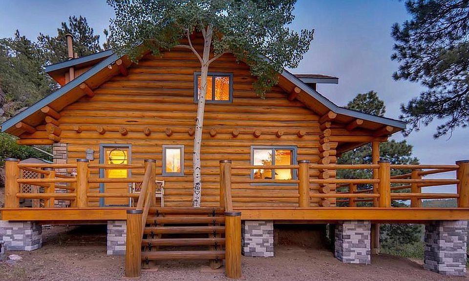 View as you drive up.  