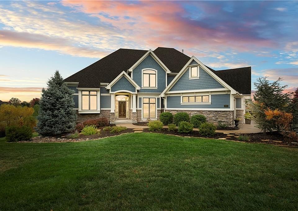 1st image of 8035 NW Emerald Ct
