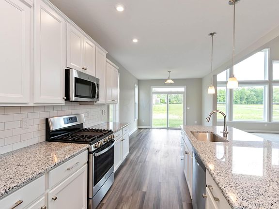 5th image of 11620 Begonia Way
