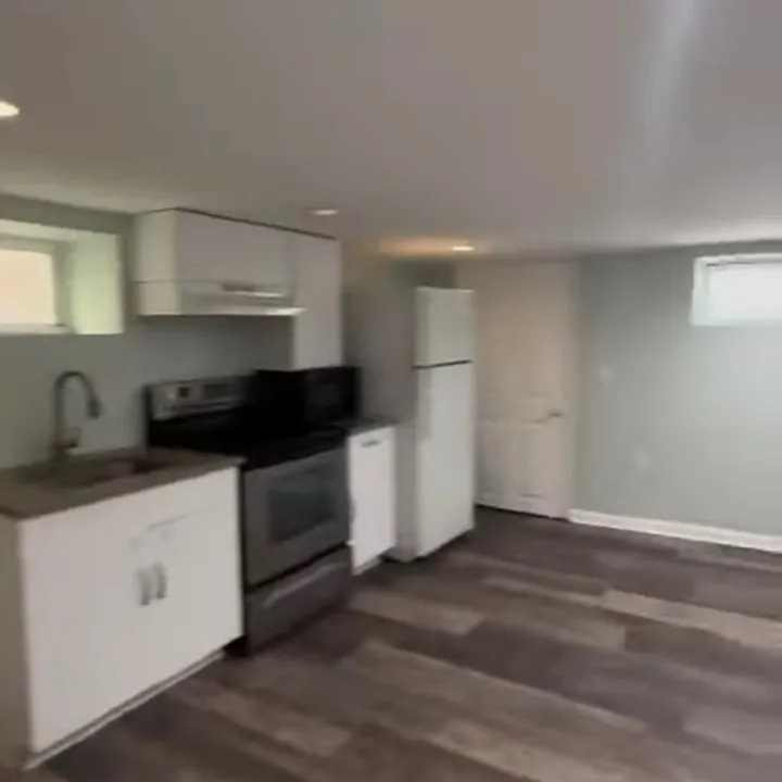 238 Columbia Ave #B