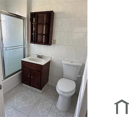 3 bed, 1250 sqft, $2,700 — Photo 3