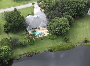735 SE Misty Meadow Way, Stuart, FL 34997