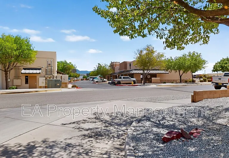 5748 Pinon Flats Rd NW — Photo 38