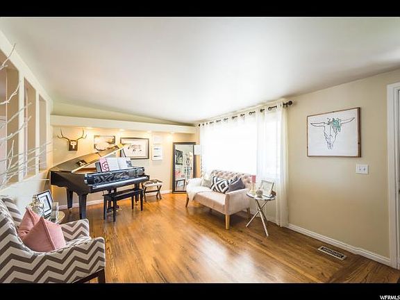 4th image of 2377 E Cardinal Way
