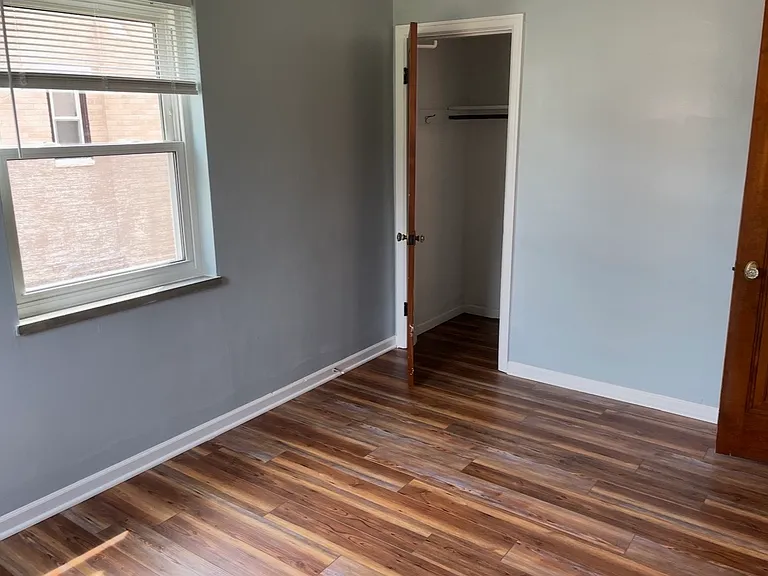 1008 Warwick Pl — Photo 10