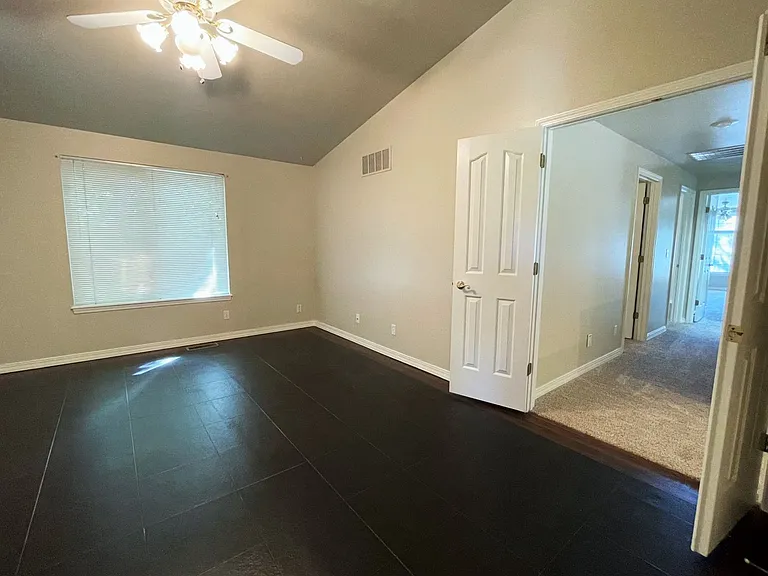 378 S Winthrop Way — Photo 30