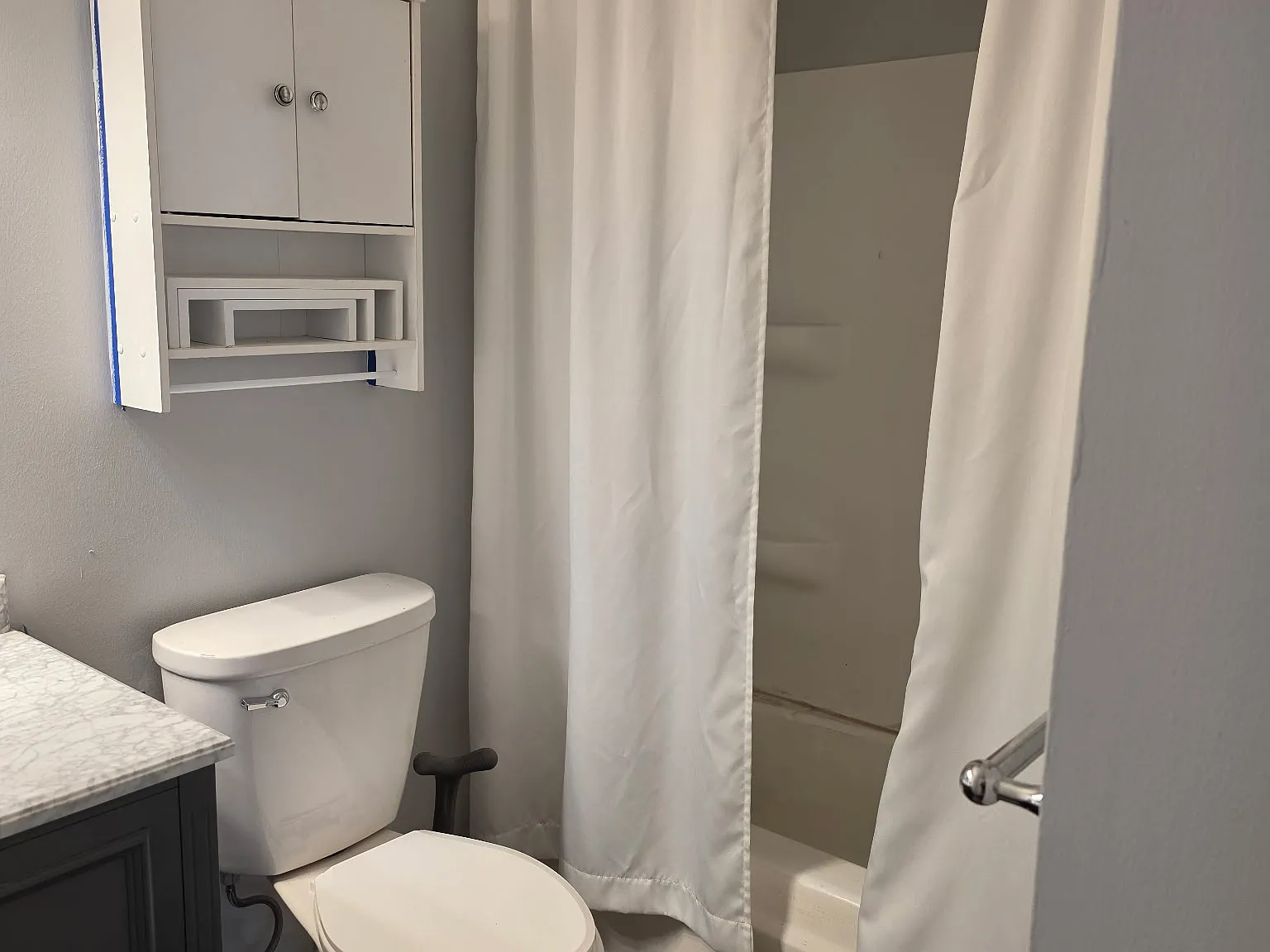 3 bed, 1400 sqft, $2,000 — Photo 4