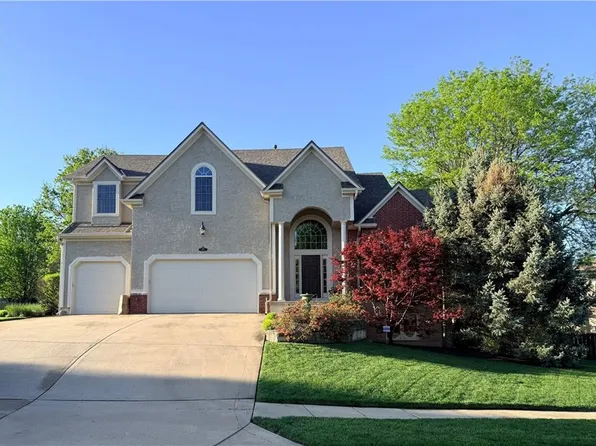 14961 S Glen Eyrie St, Olathe, KS 66061
