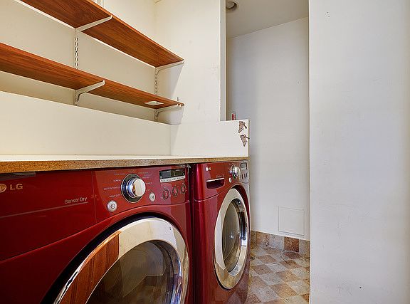 4th image of 3317 N Central Park Ave