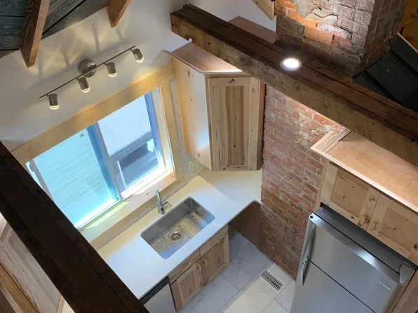 33 Glendale Pl #2, Buffalo, NY 14208