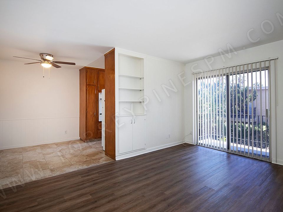 1st image of 2150 Thomas Ave APT 10