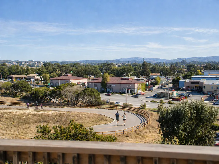 230 Dunecrest Ave #3 — Photo 6