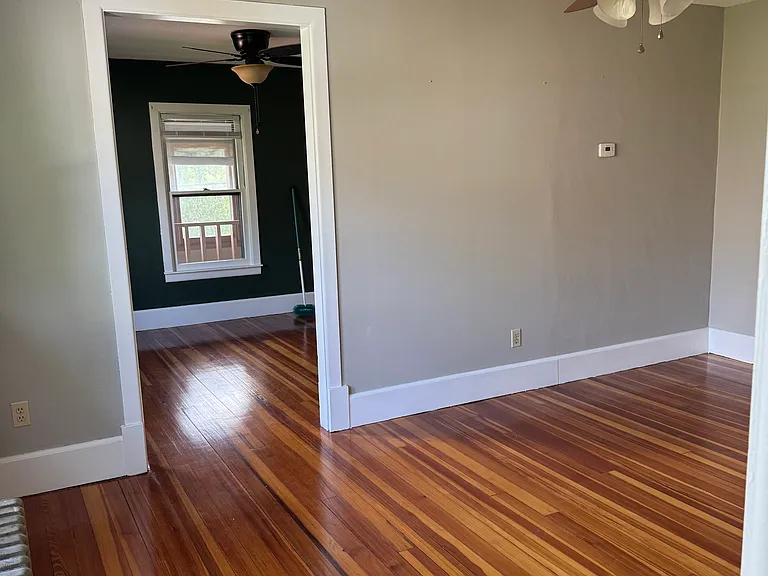 251 Winsor St #L — Photo 3